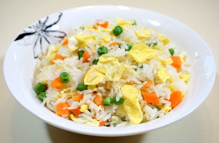 Fried Rice with egg, green peas & carrot